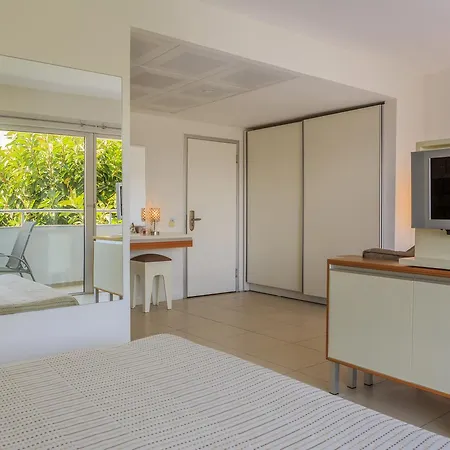 Delta Hotell