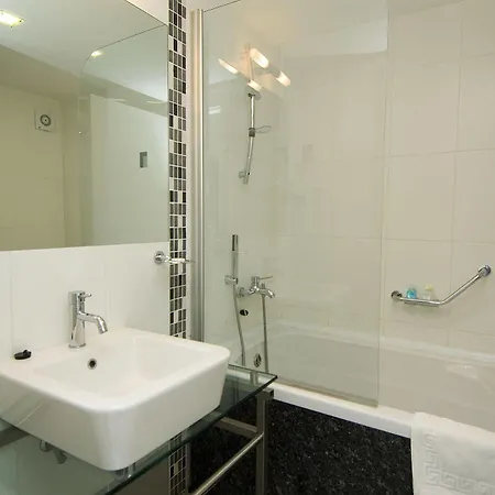 Hotell Delta 3*